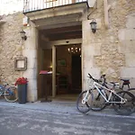 Fonda Mitja Gasthof Torroella de Montgrí