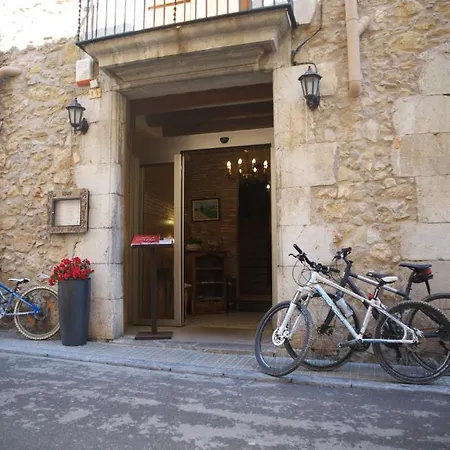 Fonda Mitja Gasthuis Torroella de Montgrí