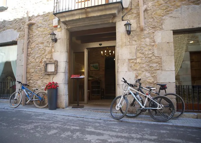 Fonda Mitja Guest house Torroella De Montgri